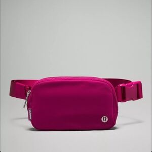 NWT lululemon Everywhere Belt Bag 1L, Wild Berry
